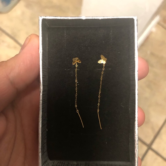 Butterfly Tictac Earrings with Butterfly design - Picture 3 of 3